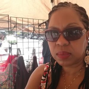 Meet your Posher, Sheila